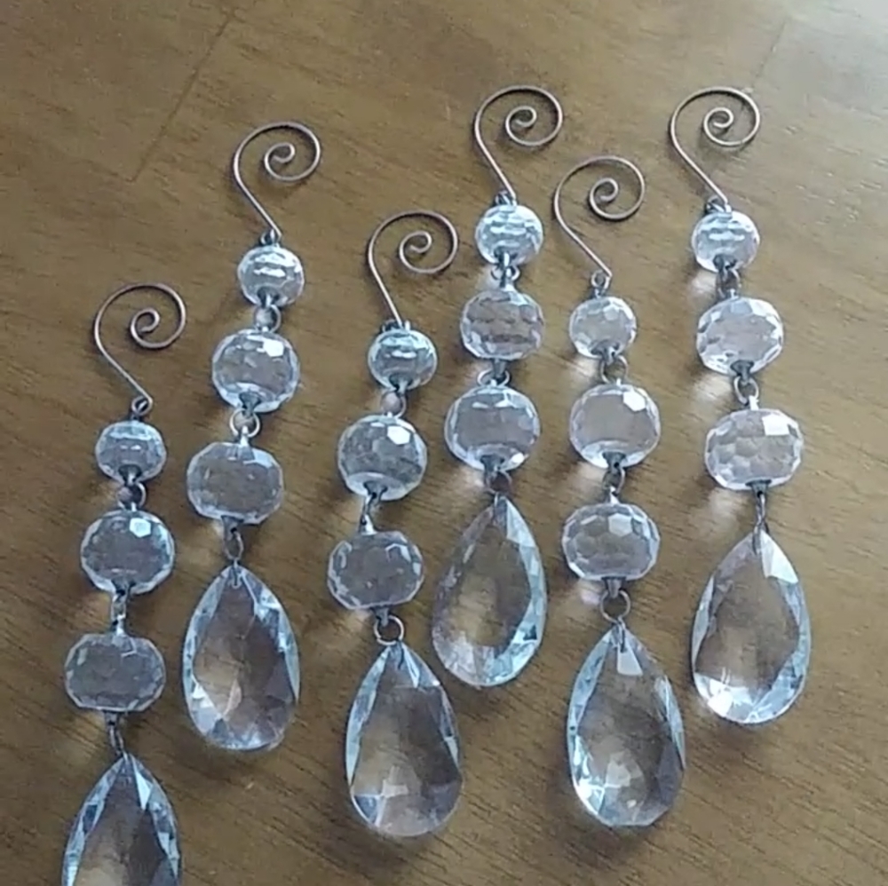 Lot of 6 hanging ornaments